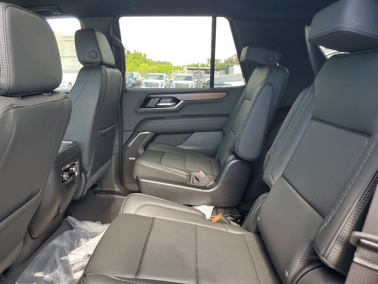 New 2026 GMC Yukon Denali RWD image 11