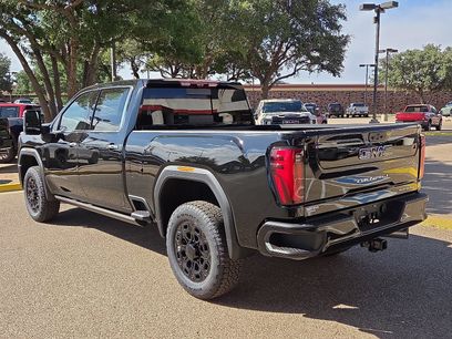 New 2026 GMC Sierra 2500 Denali Ultimate w/ LPO, Black Badging Package