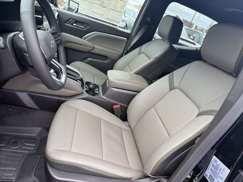 New 2026 Chevrolet Colorado ZR2 w/ Technology Package image 9