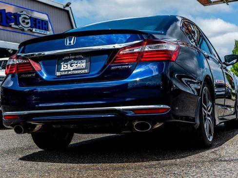 Used 2016 Honda Accord Sport image 3