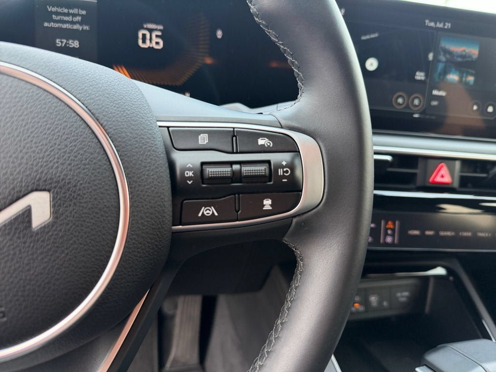 Used 2025 Kia K5 GT-Line FWD image 16