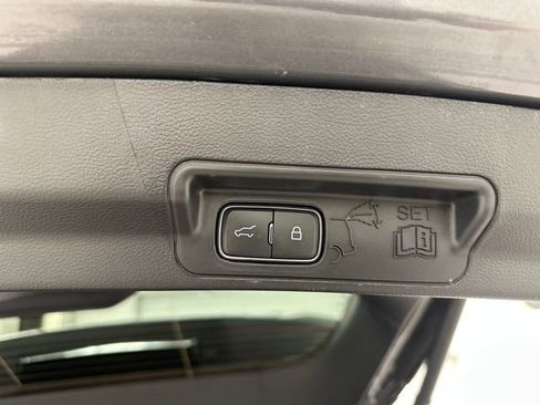 Certified 2025 Ford Explorer ST-Line w/ ST-Line Street Pack image 18