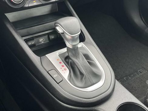 Used 2024 Kia Forte LXS FWD image 30