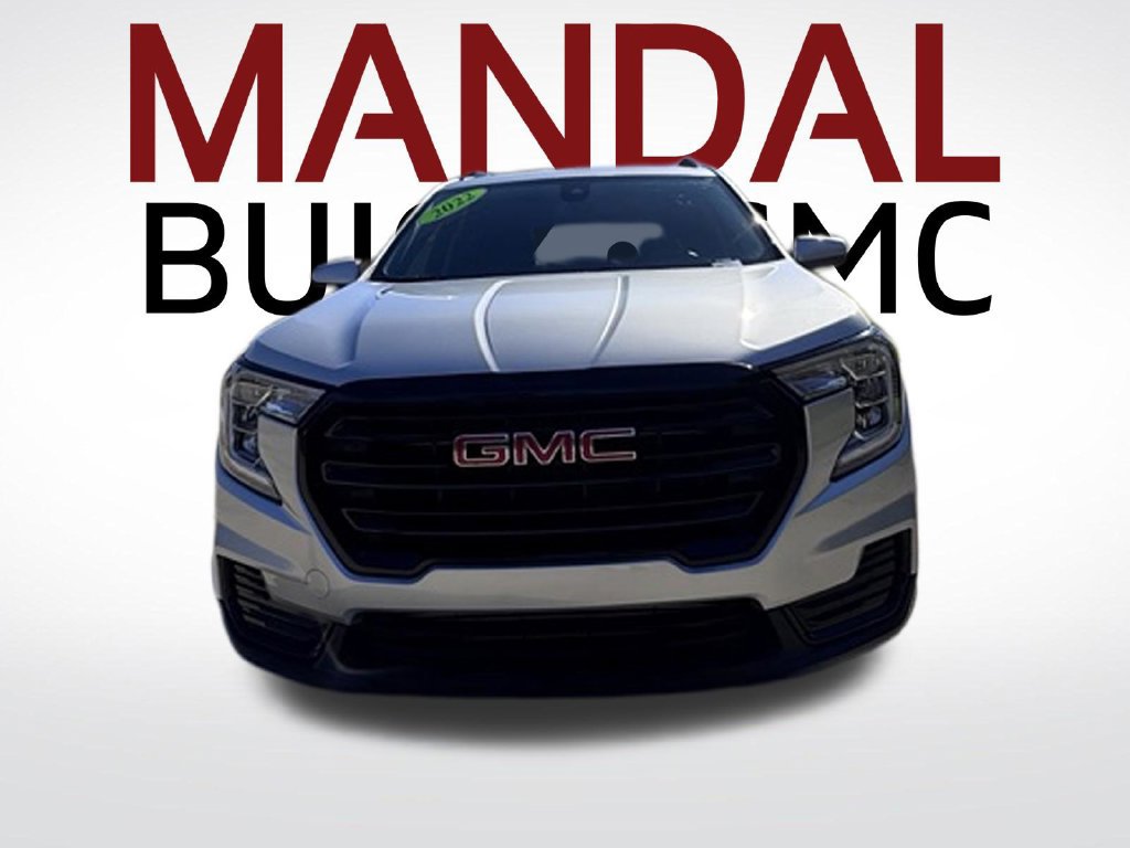 Used 2022 GMC Terrain SLE w/ Driver Convenience Package FWD image 2