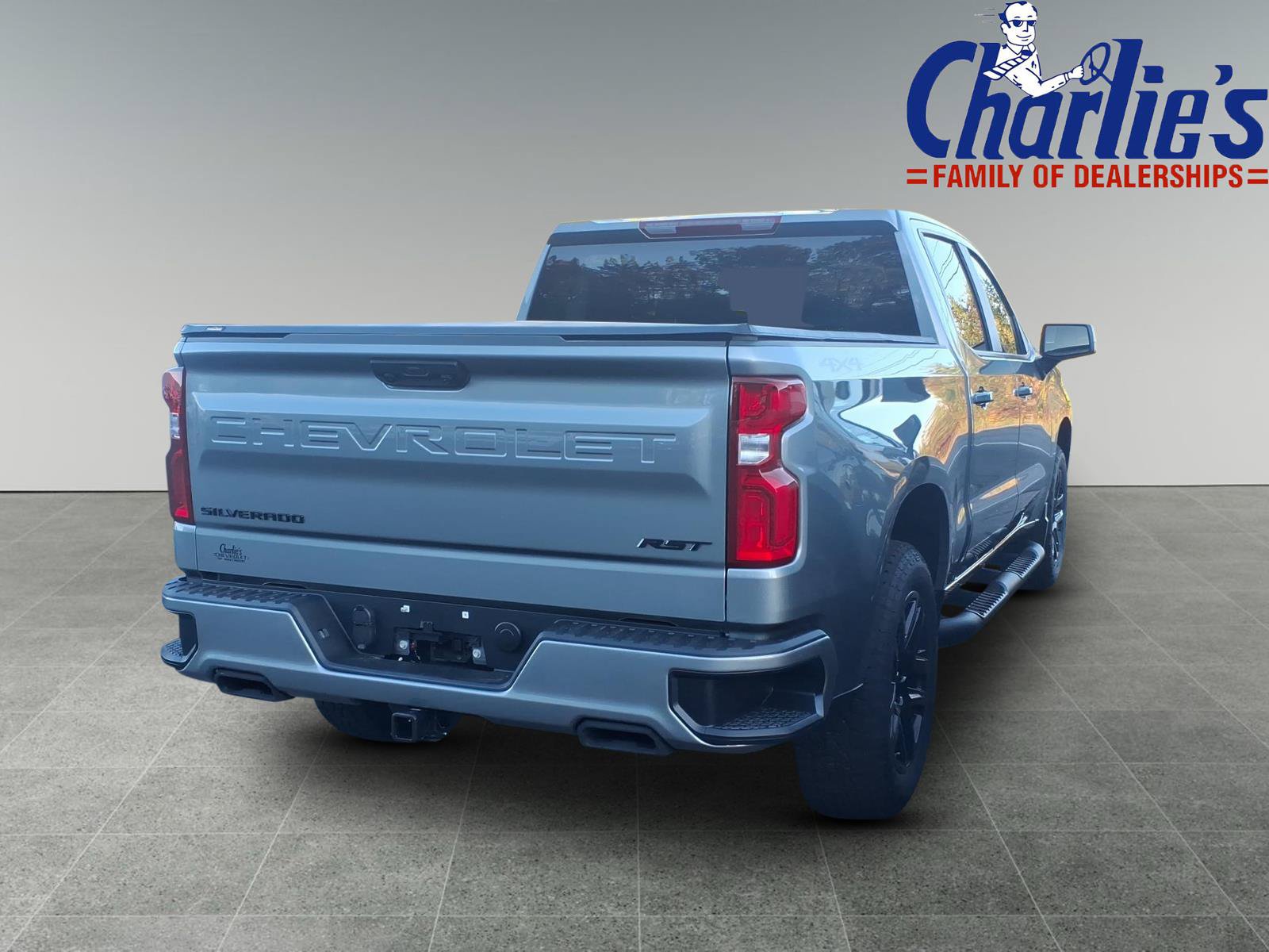New 2026 Chevrolet Silverado 1500 RST w/ Dark Appearance Package AWD/4WD image 4