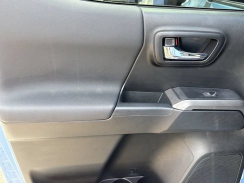 Used 2018 Toyota Tacoma TRD Pro AWD/4WD image 21