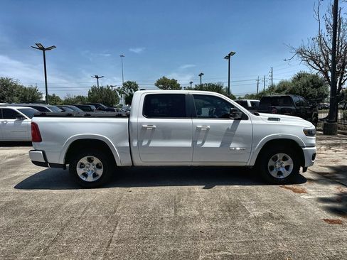 Used 2025 RAM 1500 Big Horn AWD/4WD image 10
