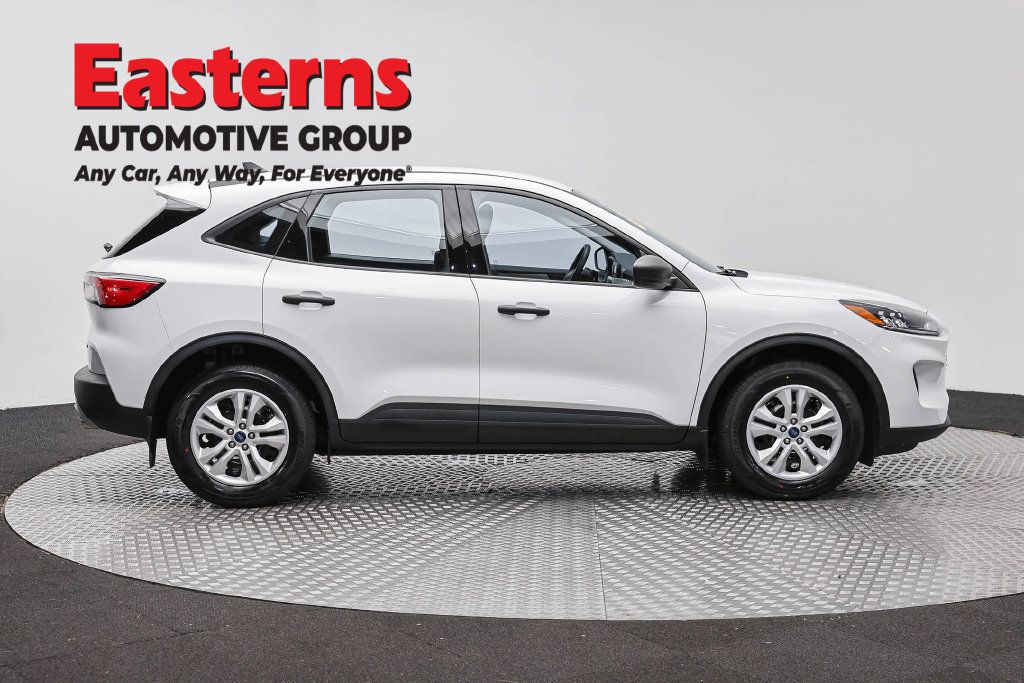 Used 2022 Ford Escape S AWD/4WD image 6