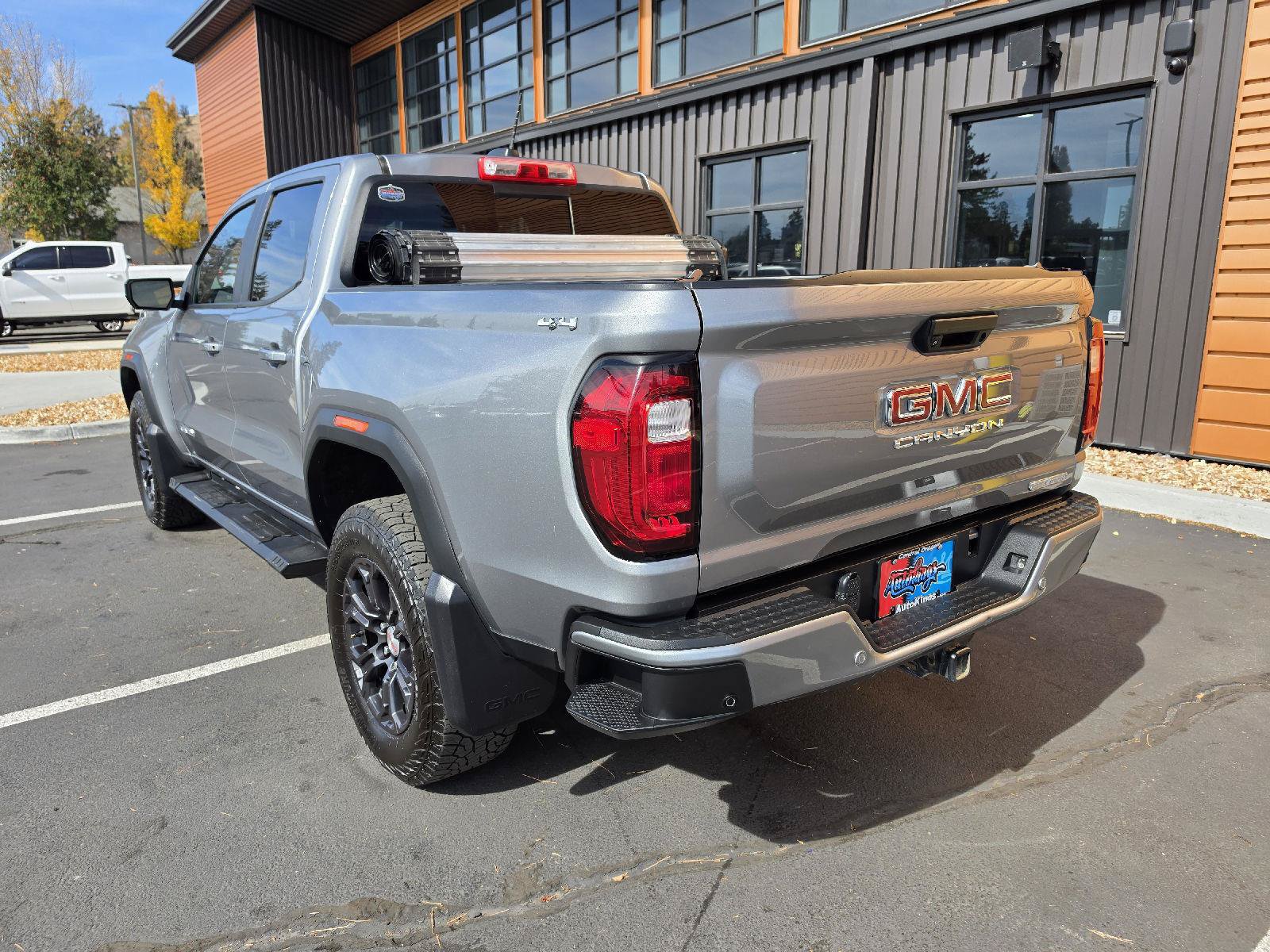Used 2023 GMC Canyon Elevation w/ Elevation Premium Package AWD/4WD image 3