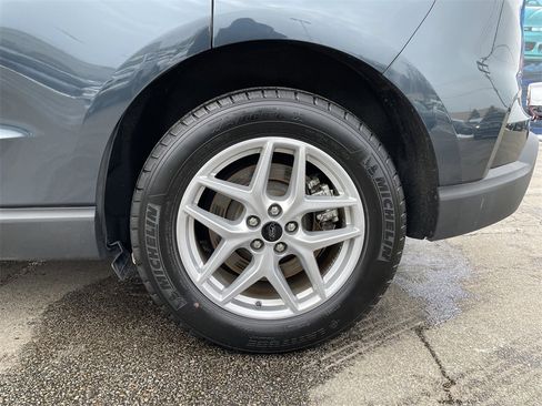 Used 2024 Ford Edge SEL image 10