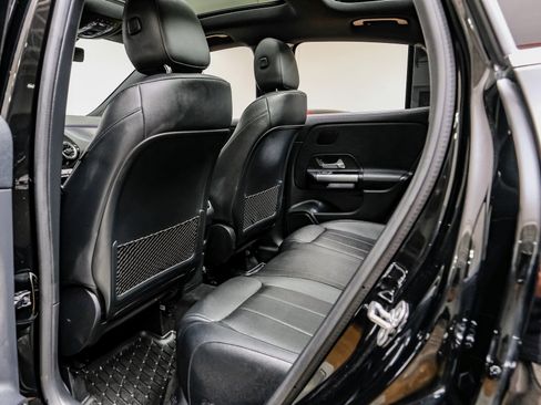 Used 2024 Mercedes-Benz GLA 250 image 38