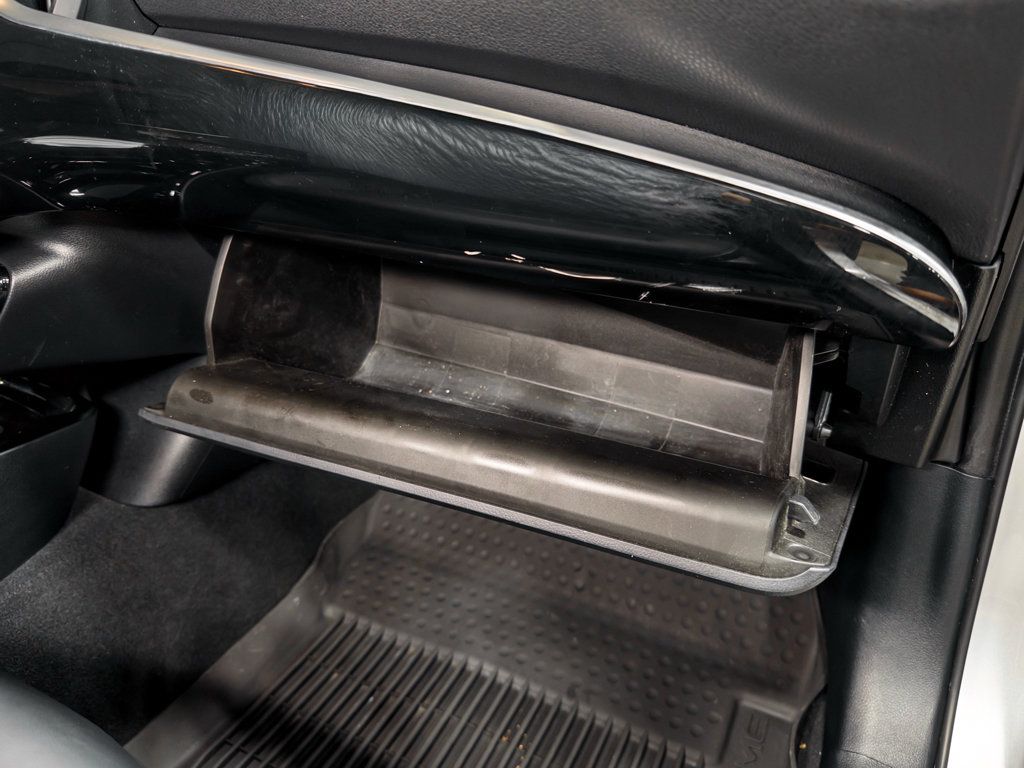 Used 2022 Toyota Prius Prime XLE FWD image 20