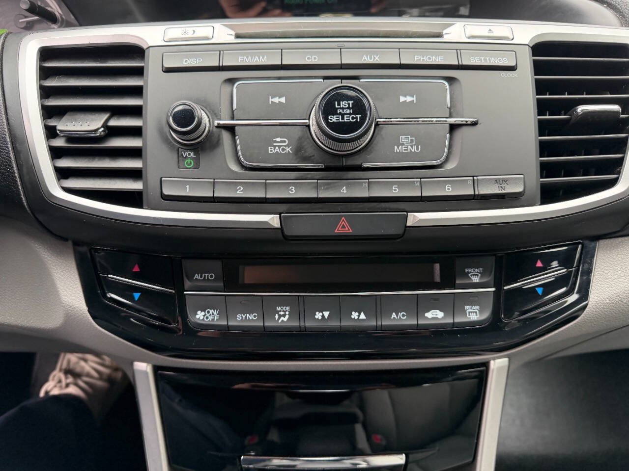 Used 2016 Honda Accord LX image 32