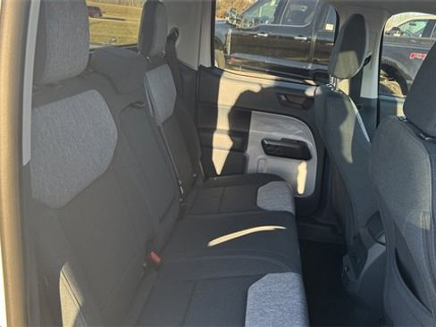 Certified 2025 Ford Maverick XLT image 14