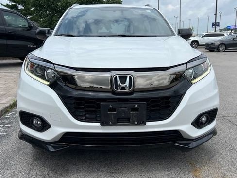 Used 2021 Honda HR-V Sport image 4
