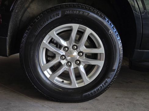 Used 2024 Chevrolet Tahoe LT RWD image 5