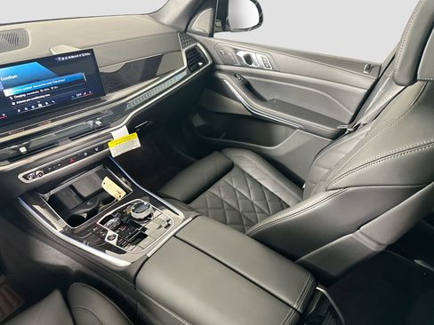 New 2026 BMW X5 xDrive50e w/ Executive Package image 24