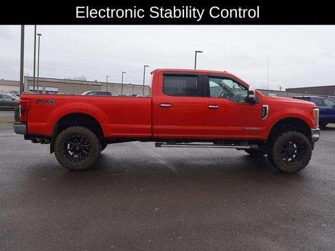 Used 2017 Ford F350 XLT w/ XLT Premium Package image 7