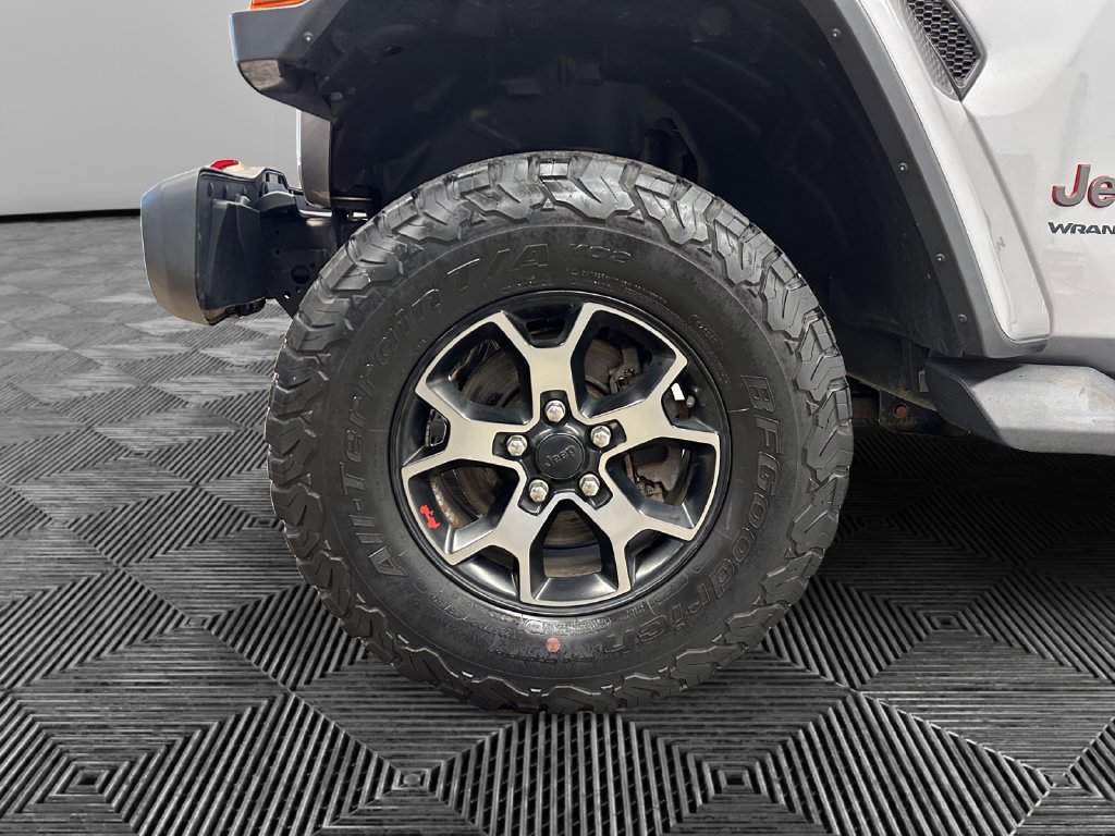 Used 2018 Jeep Wrangler Rubicon AWD/4WD image 15