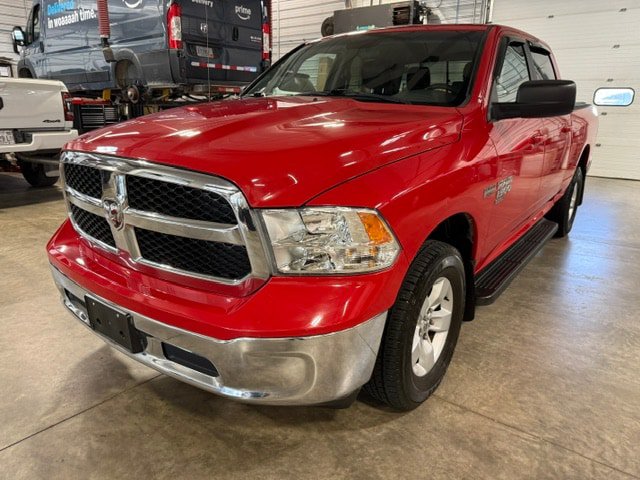 Used 2019 RAM 1500 Classic SLT AWD/4WD image 38