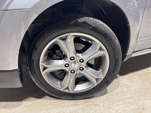 Used 2017 Dodge Journey Crossroad image 2