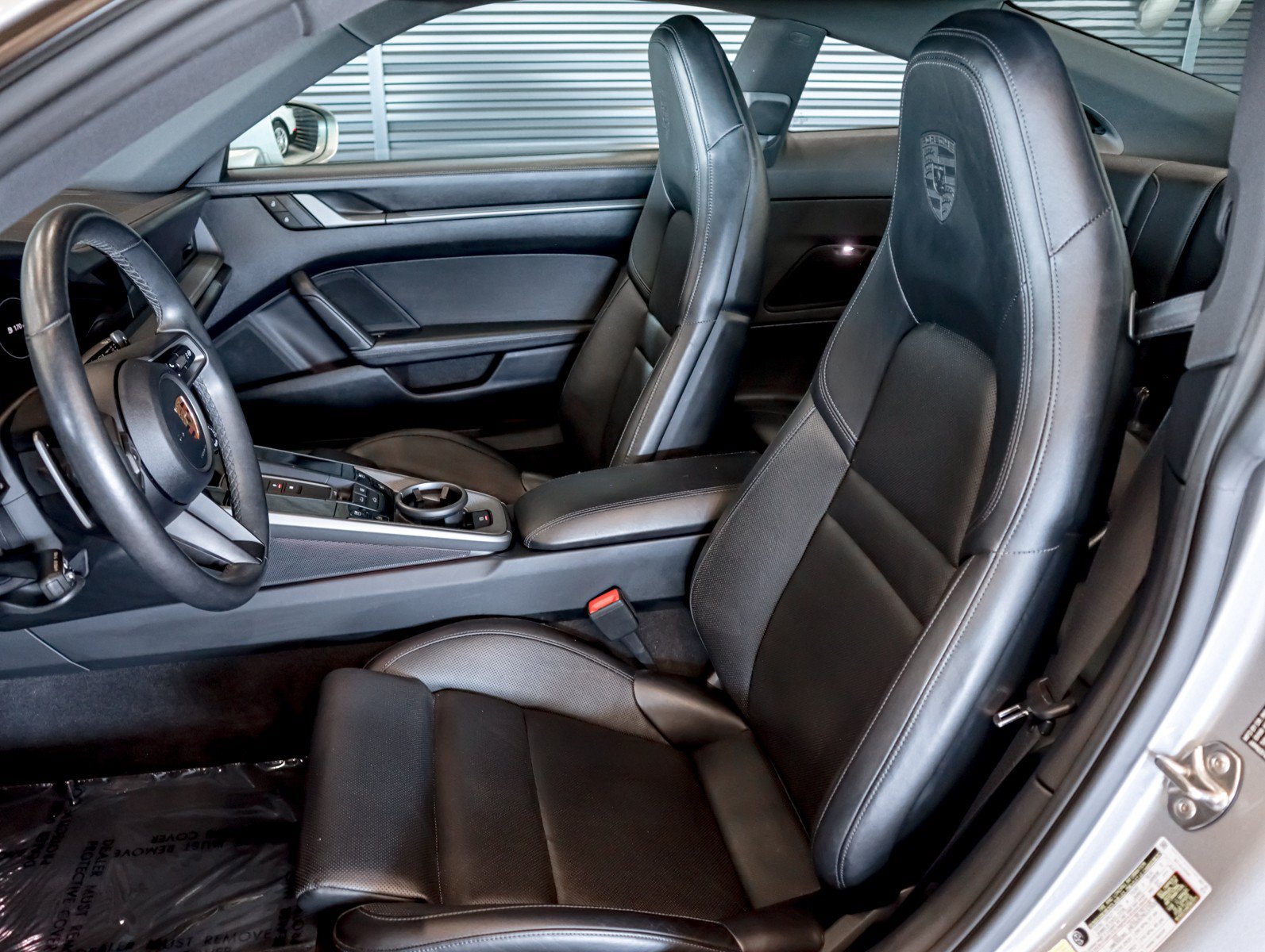Certified 2023 Porsche 911 Carrera w/ Premium Package RWD image 5
