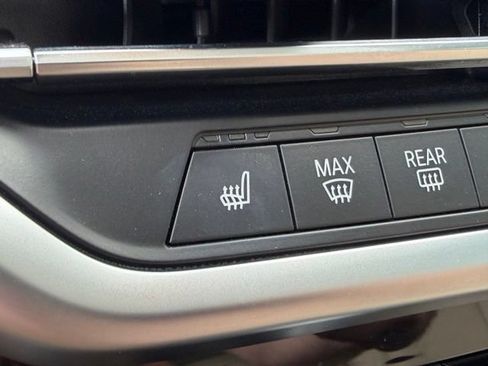 Used 2023 BMW X3 sDrive30i w/ Premium Package RWD image 27