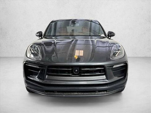 Used 2026 Porsche Macan AWD/4WD image 6