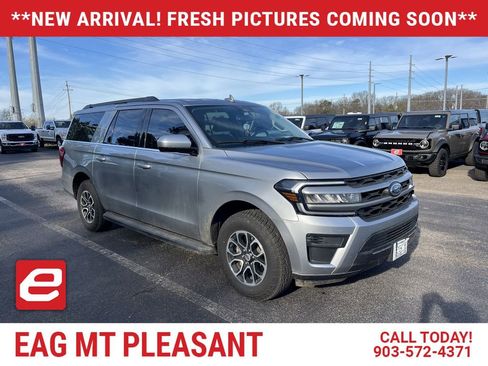 Used 2022 Ford Expedition Max XLT image 1