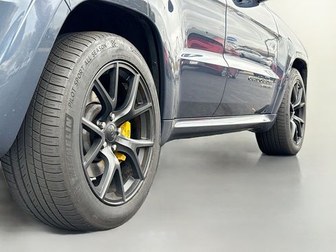 Used 2021 Jeep Grand Cherokee Trackhawk image 15