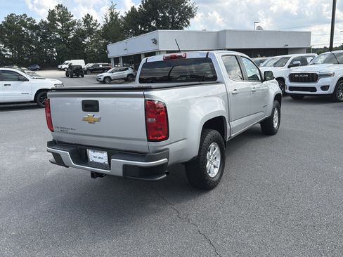 Used 2018 Chevrolet Colorado W/T w/ WT Convenience Package RWD image 8