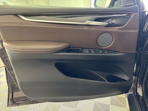 Used 2018 BMW X5 xDrive35i AWD/4WD image 16