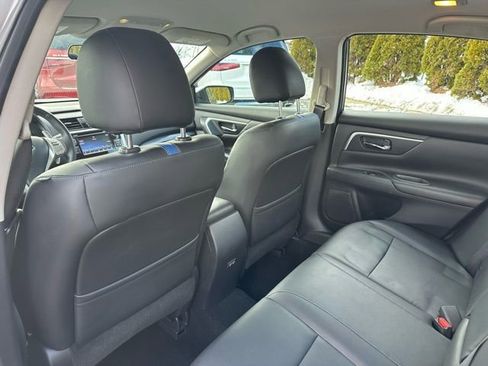 Used 2018 Nissan Altima 2.5 SR w/ SR Special Edition image 14