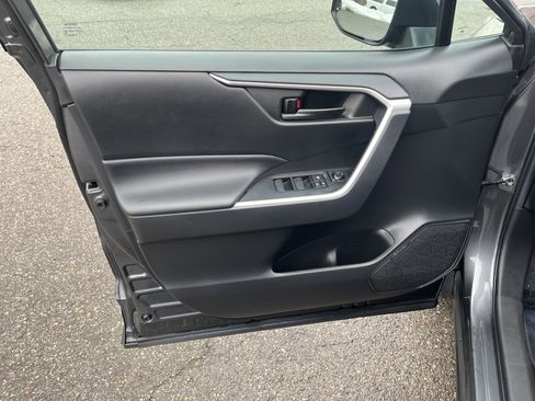 Certified 2023 Toyota RAV4 LE image 14