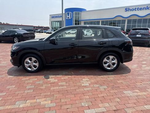 Used 2024 Honda HR-V LX image 33