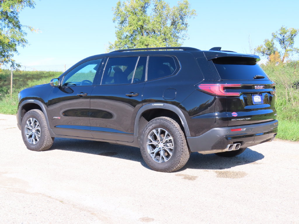 Used 2025 GMC Acadia AT4 w/ Luxury Package AWD/4WD image 27