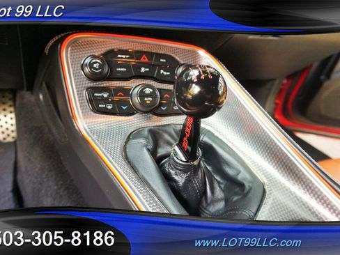 Used 2015 Dodge Challenger SRT Hellcat image 22
