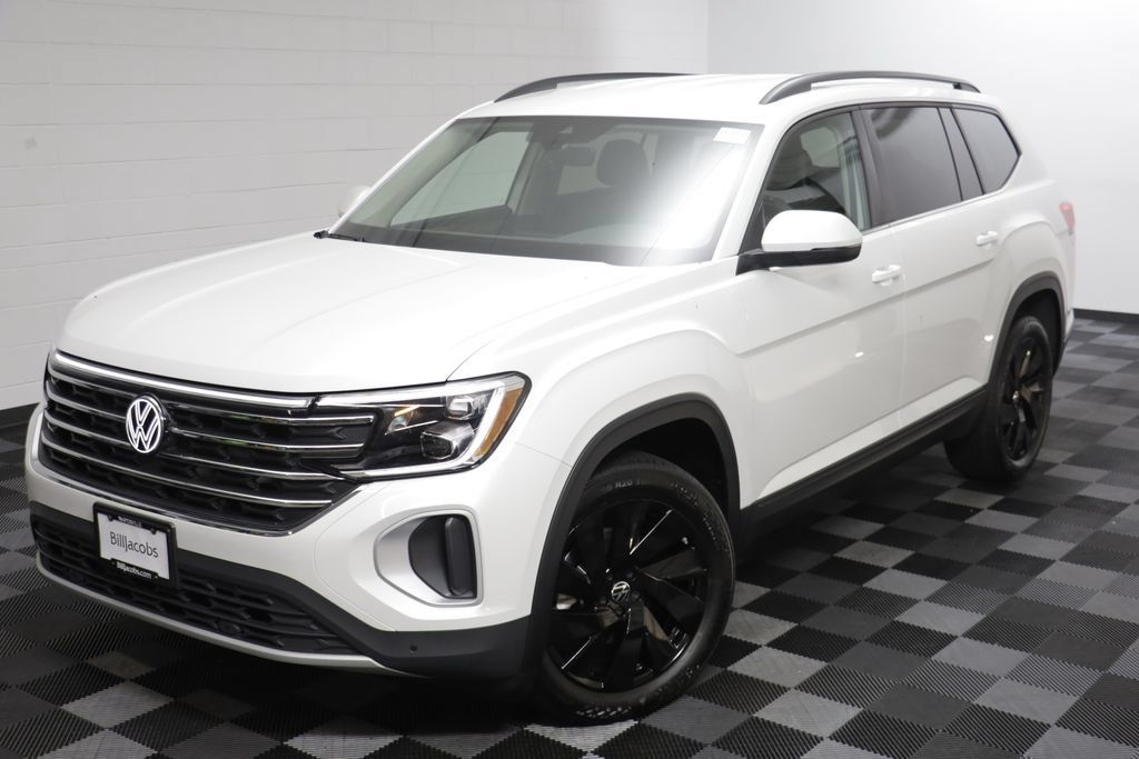 Used 2026 Volkswagen Atlas SE w/ Black Wheel Package AWD/4WD image 2