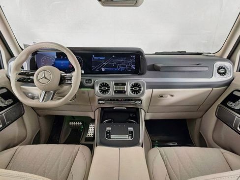 Certified 2025 Mercedes-Benz G 550 image 6