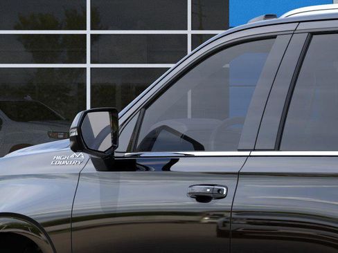 New 2026 Chevrolet Tahoe High Country image 12