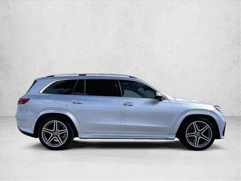 Certified 2024 Mercedes-Benz GLS 450 4MATIC image 5