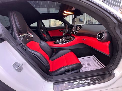 Used 2016 Mercedes-Benz AMG GT S image 17