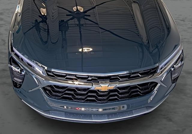 New 2026 Chevrolet Trax LT w/ Driver Confidence Package FWD image 16