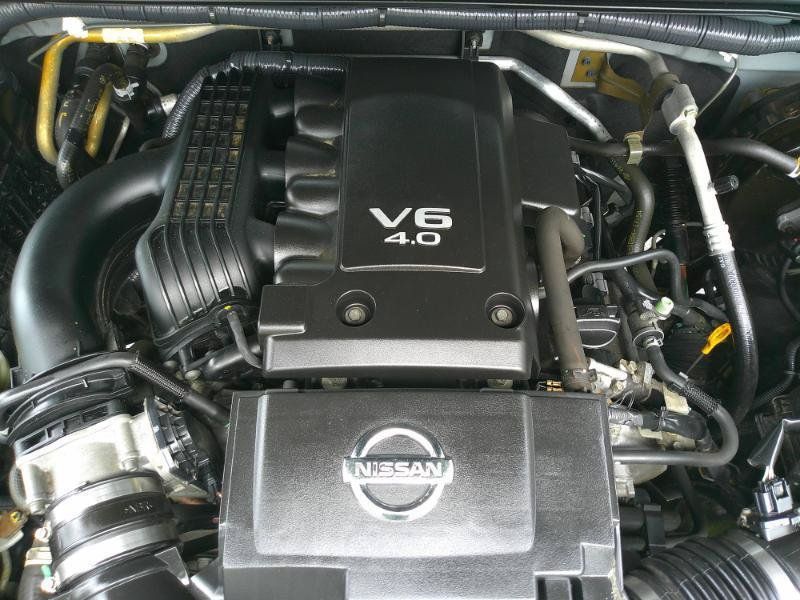 Used 2015 Nissan Frontier SV w/ SV Value Truck Package RWD image 29