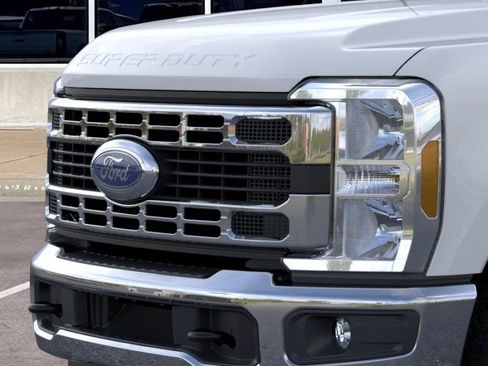 New 2026 Ford F250 XLT AWD/4WD image 17