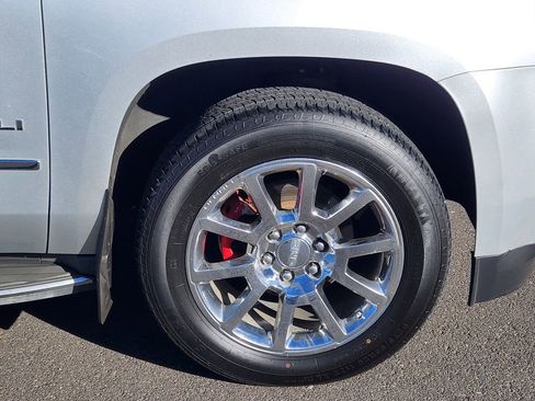 Used 2015 GMC Yukon Denali w/ Touring Package image 8