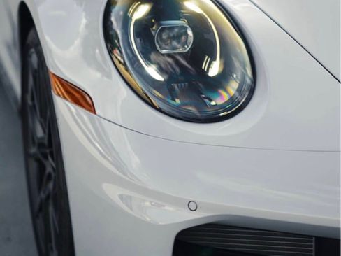 Used 2025 Porsche 911 Carrera S image 6