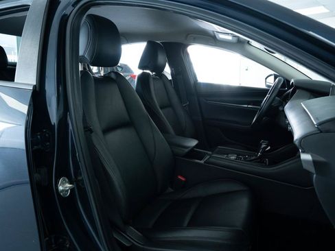 Used 2021 MAZDA MAZDA3 s FWD image 12