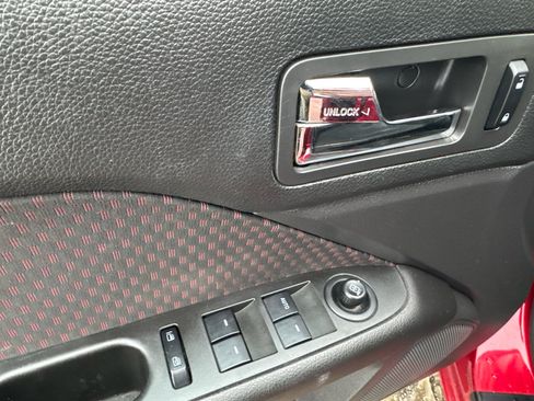 Used 2009 Ford Fusion SE image 15