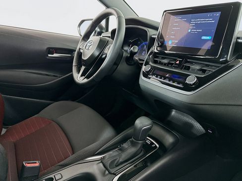Used 2026 Toyota Corolla SE image 29